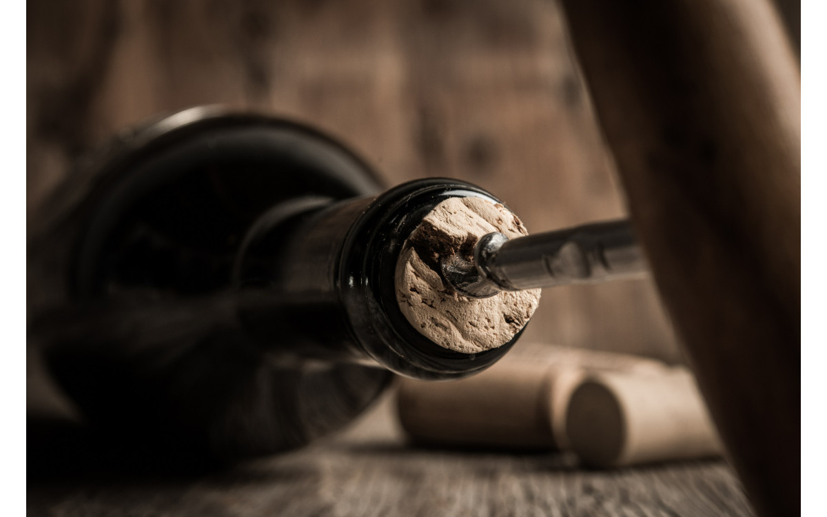 Hogyan nyissunk ki egy üveg bort?